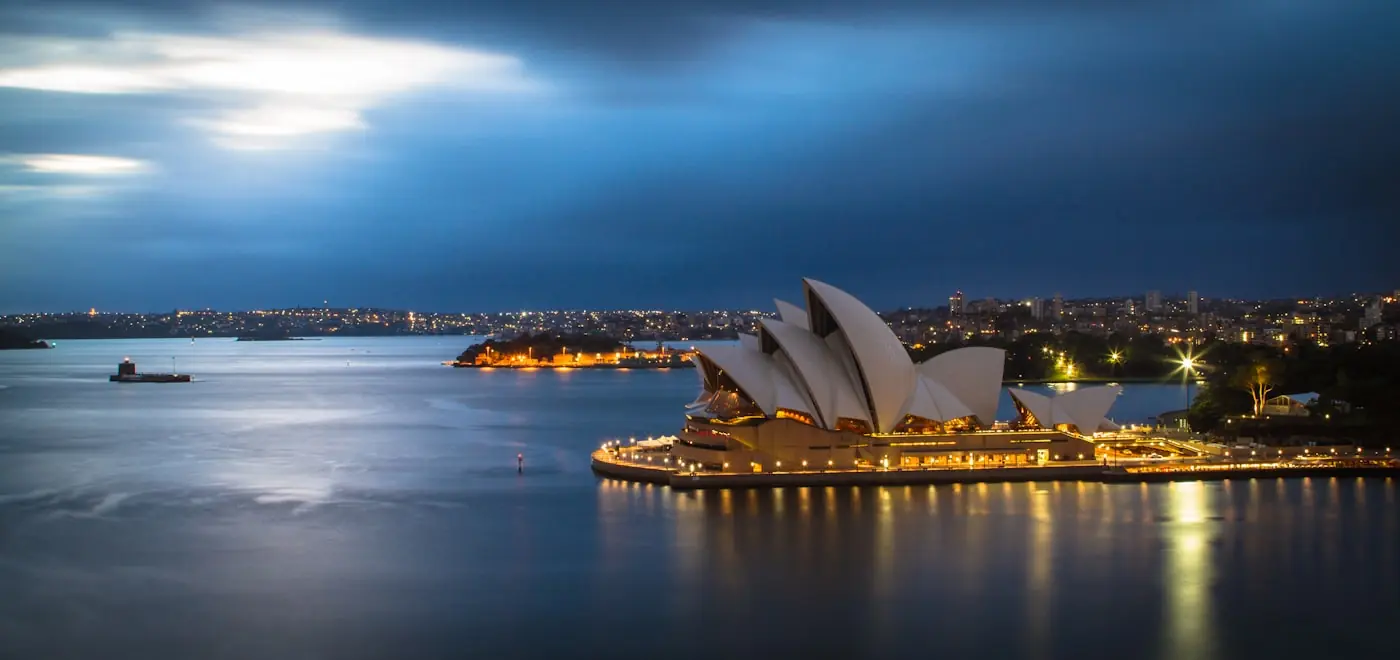 Australia landscape with a famous landmark
